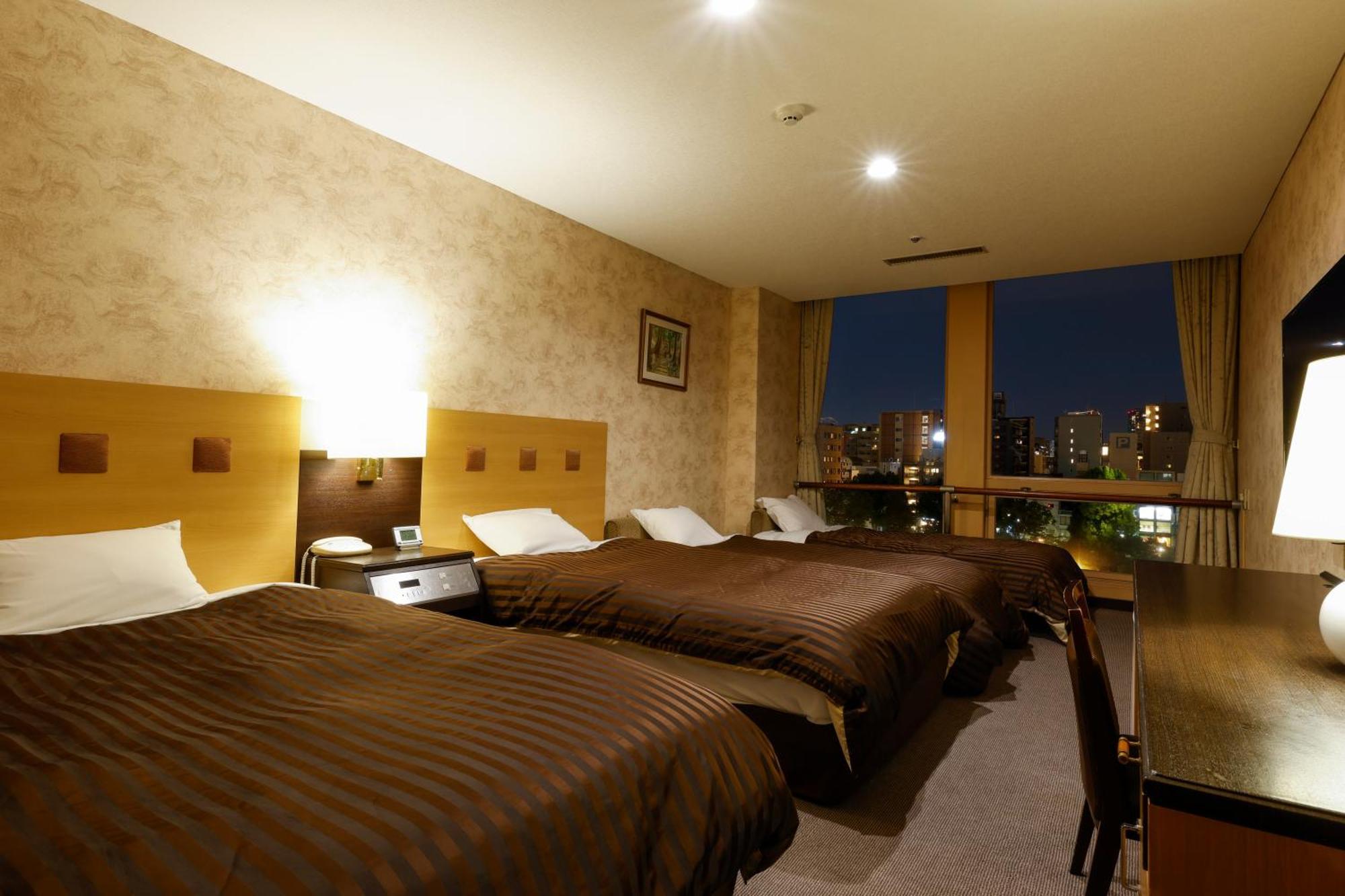 Hotel Osaka Castle Extérieur photo